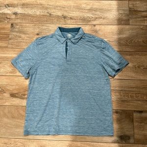 Men’s polo in excellent condition
